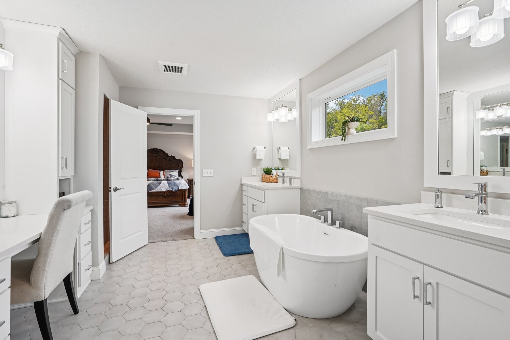 Building Photo - 4386 Arbor Dr