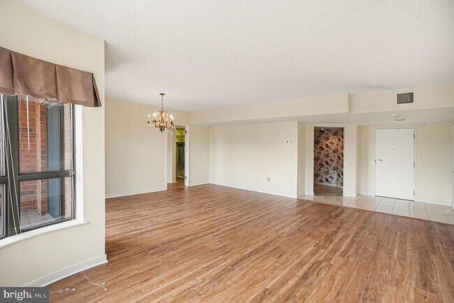 Building Photo - 100 Breyer Dr