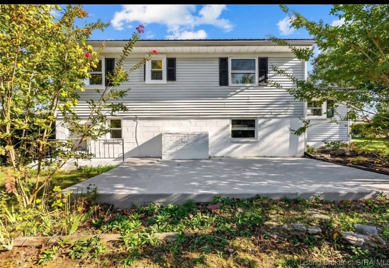 Building Photo - 613 Cherokee Dr