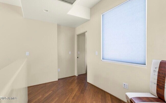 Building Photo - 675 N. Encanto Village Way