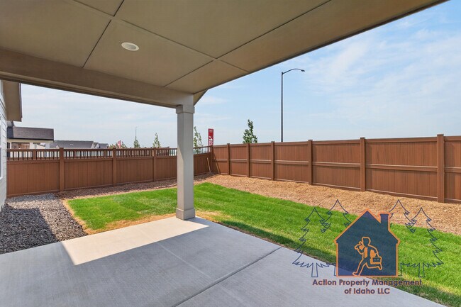 Building Photo - 2079 S Border Wy