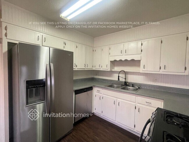 Building Photo - 1234 Woodland Ct SE