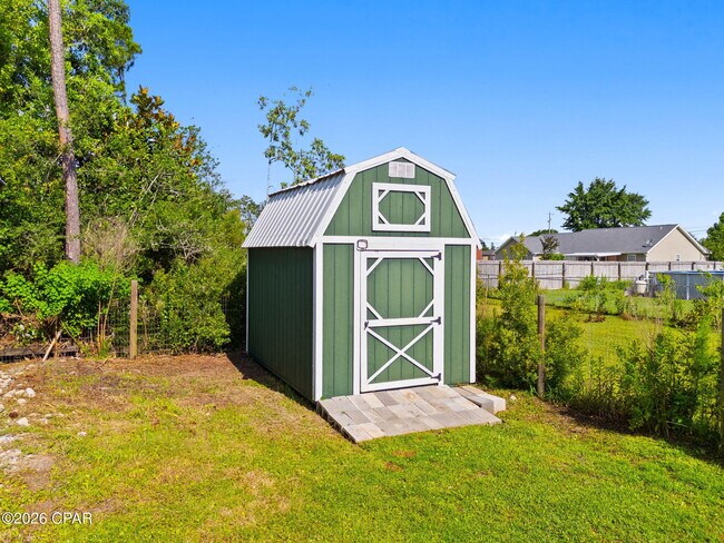 Building Photo - 5423 Debi Rd