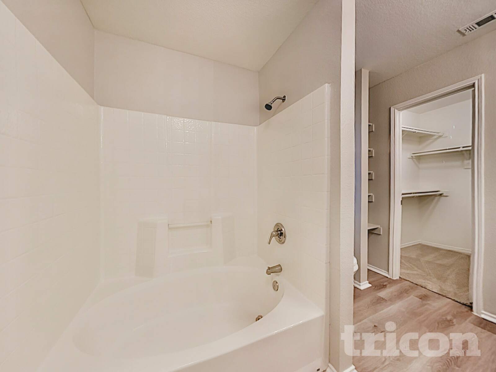 Building Photo - 1320 Cleardale Dr