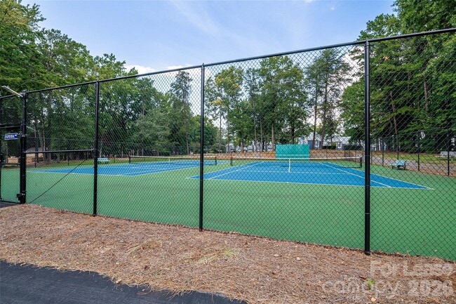 Building Photo - 646 Portside Dr