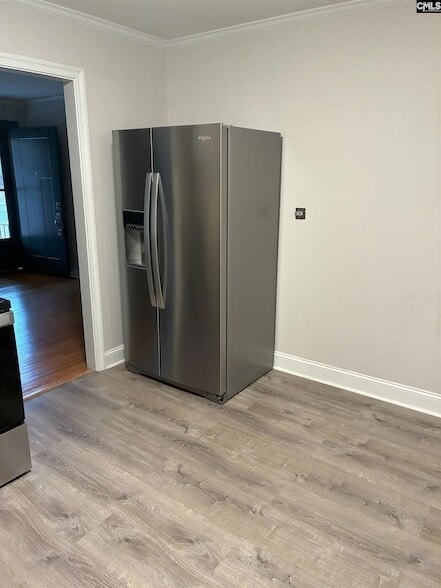 Building Photo - 617 Holland Cir