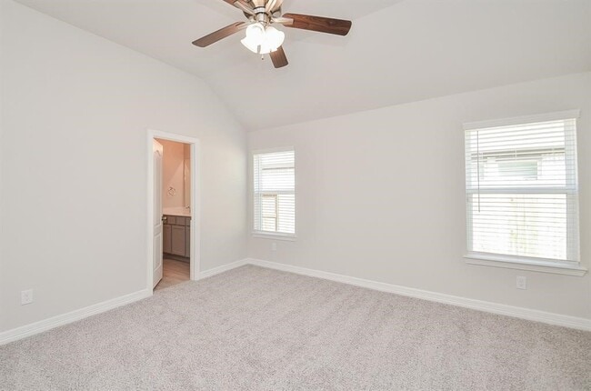 Building Photo - 7402 Sunlit Hbr Dr