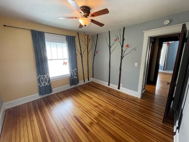 Building Photo - Unique House in Historic Neighborhood!