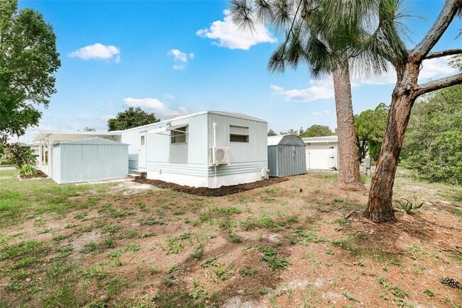 Building Photo - 7815 Greenlawn Dr