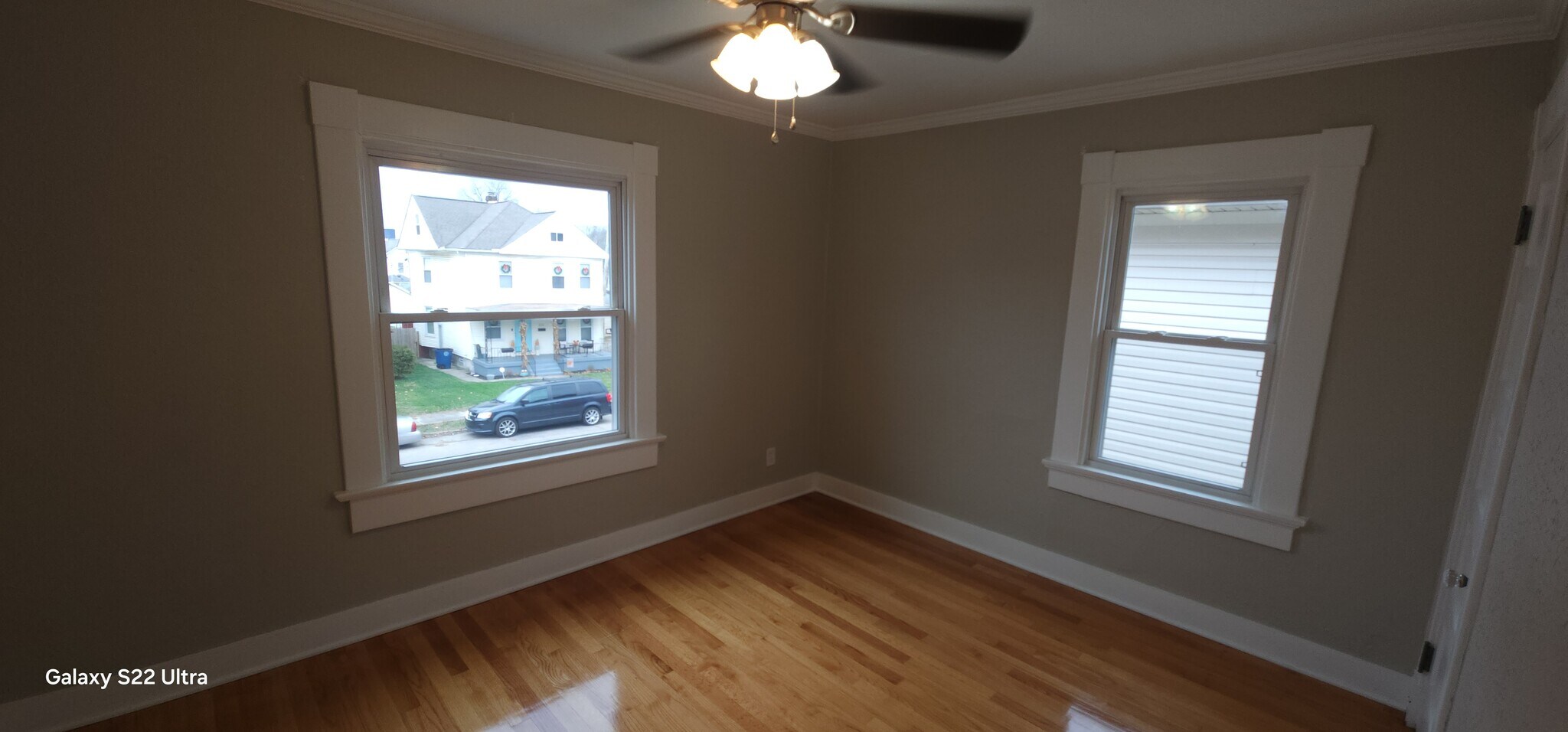 Building Photo - 524 Bowen St