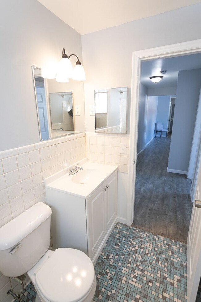Building Photo - 2917 Harwick Dr