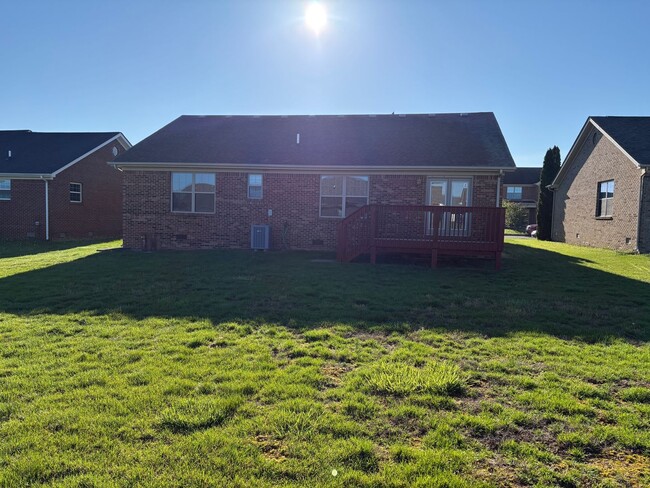 Building Photo - 5012 S Cross Point Ct