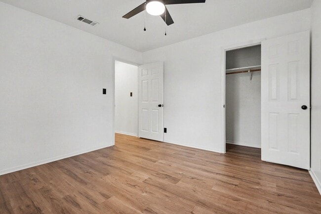 Building Photo - 3407 Tipps Dr