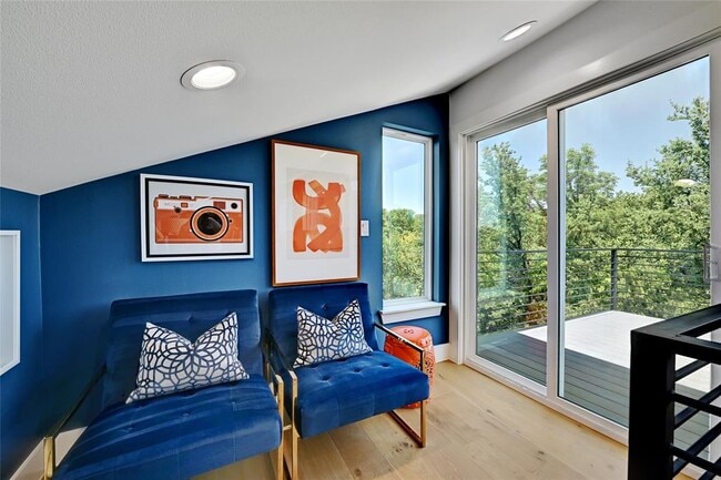 Building Photo - 2909 Kuhlman Ave