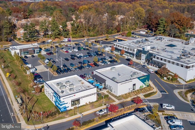 Building Photo - 11382 Emerald Park Rd