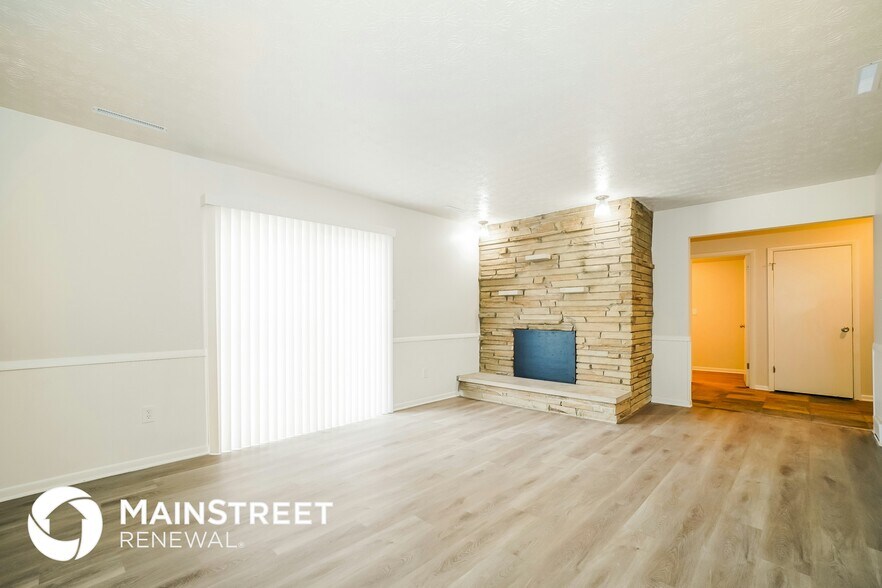 Building Photo - 1668 Kildare Pl