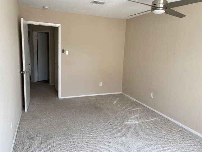 Building Photo - 12625 Memorial Dr