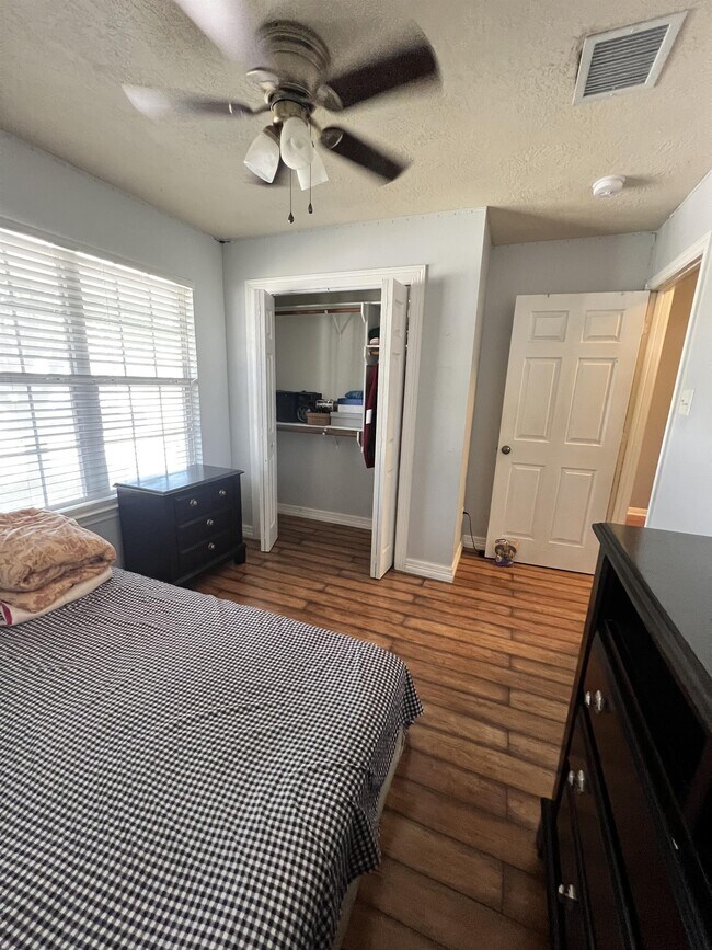 Building Photo - 3933 Tranquil Path Dr