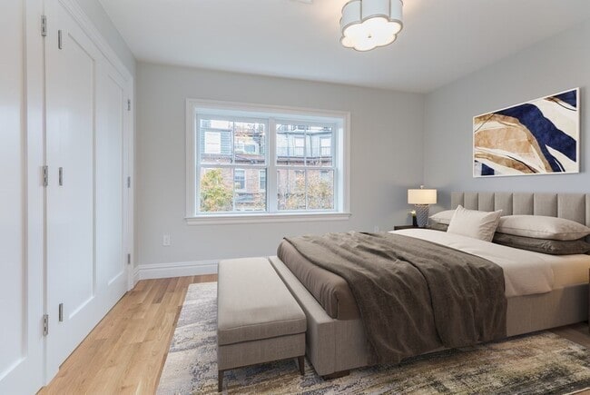 Building Photo - 131 W Newton St