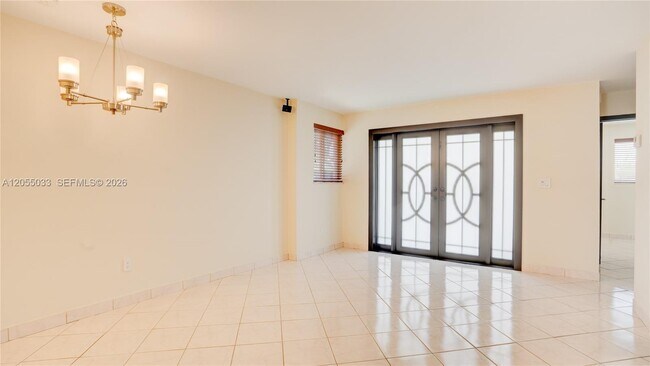 Building Photo - 13463 SW 39th Ln