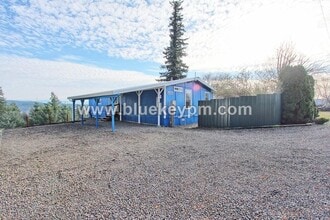 Building Photo - 2 Bed, 2 Bath Home with View of MT. Hood in Oregon City