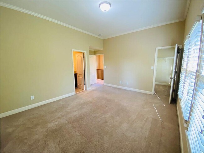 Building Photo - 836 Red Hart Ln