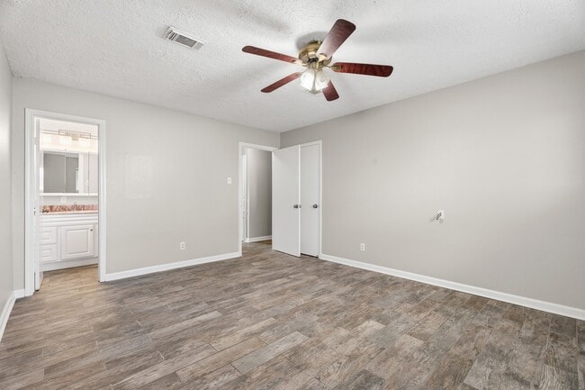 Building Photo - 3214 White Sail