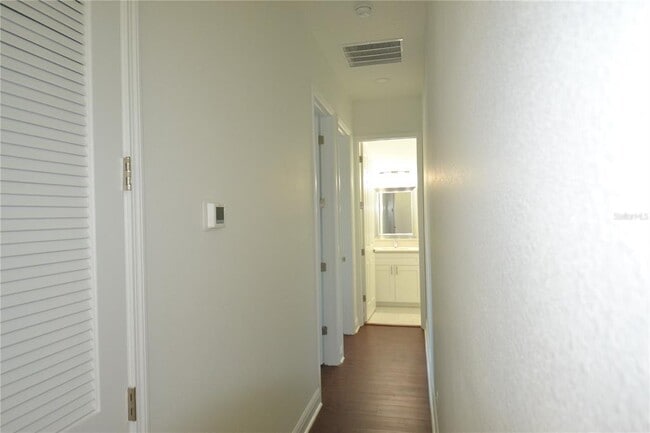 Building Photo - 5732 Biscayne Ct