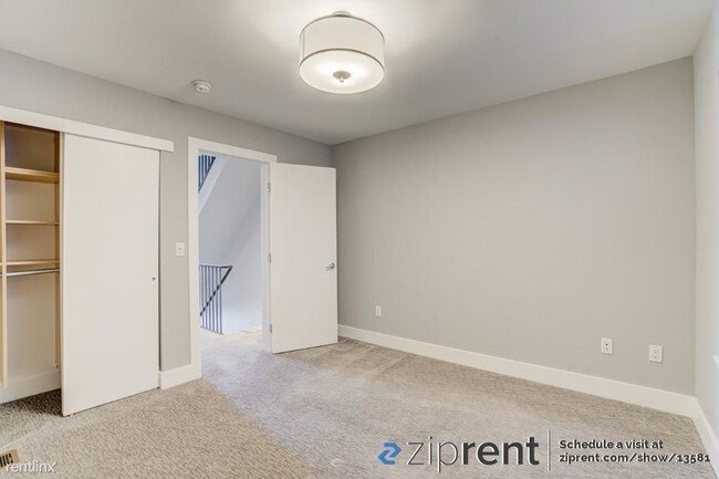 Building Photo - 3 br, 2.5 bath Condo - 814 Hayes Street, S...