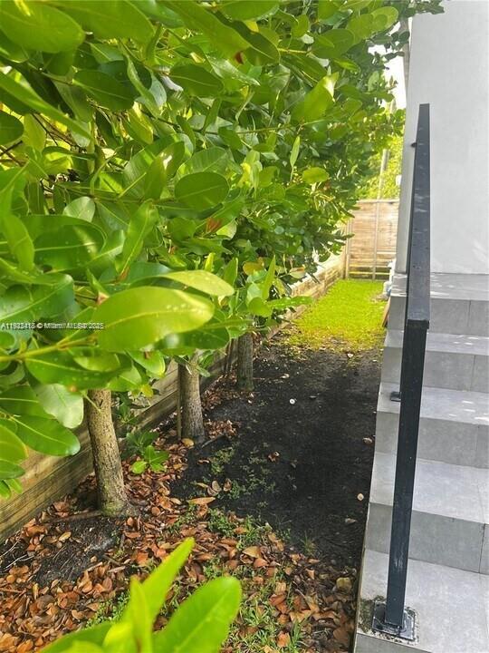 Building Photo - 15 NW 52nd St