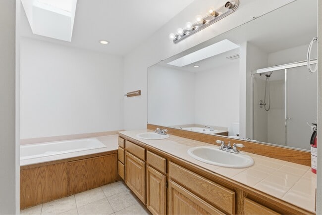 Building Photo - 13172 SW Chimney Ridge St