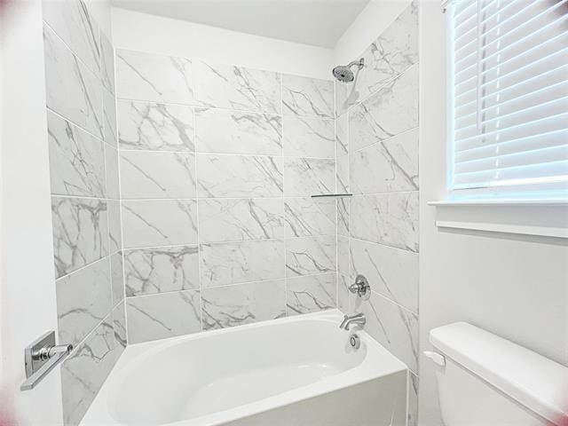 Building Photo - 3425 Teasdale Dr