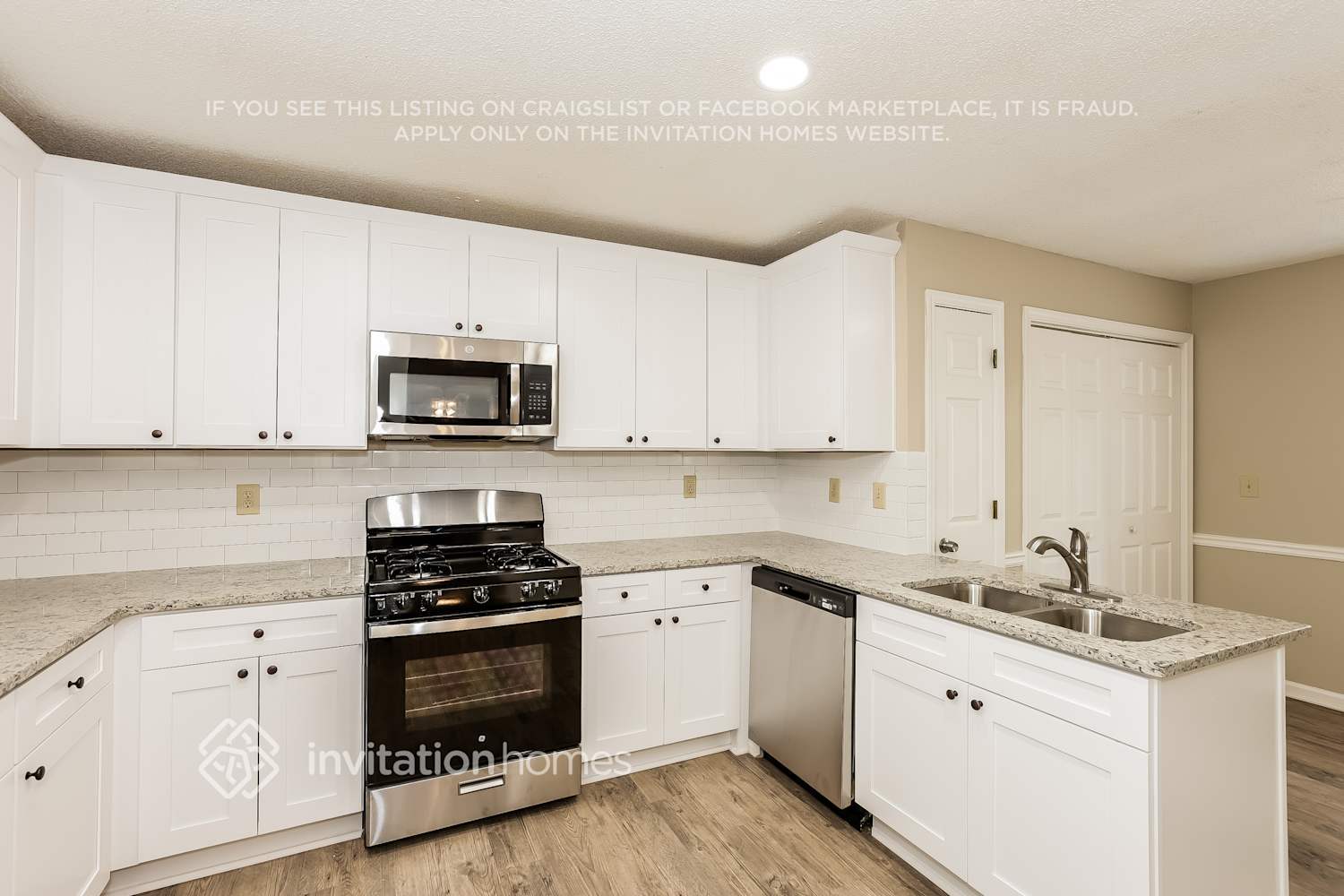 Building Photo - 2357 June Springs Dr SW