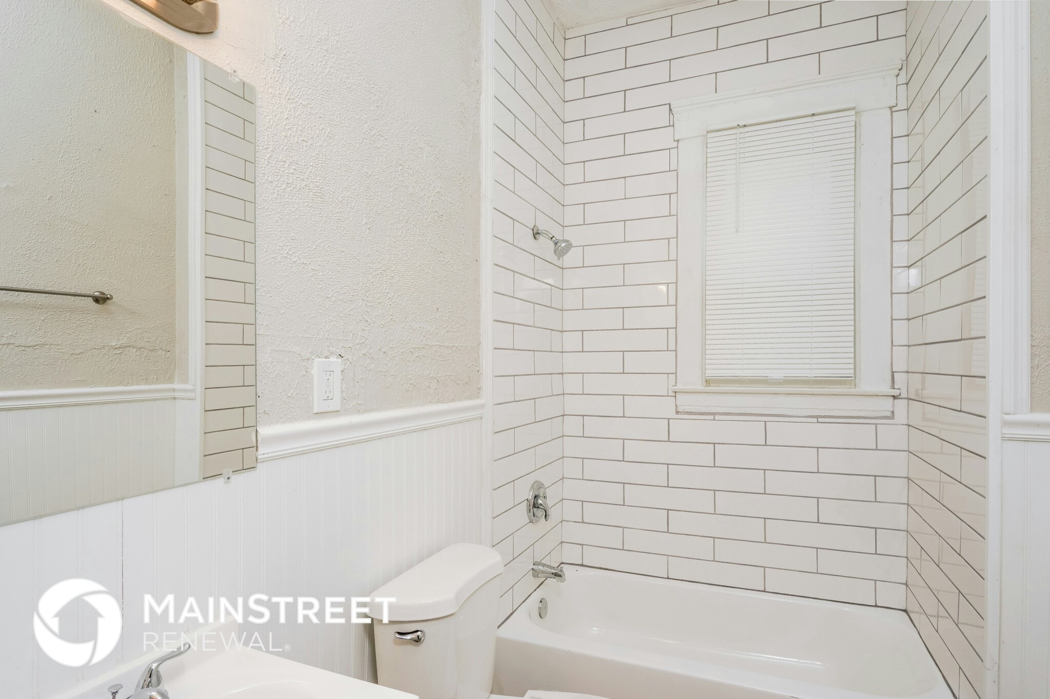 Building Photo - 1827 Osage Ave