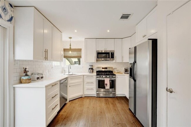 Building Photo - 9019 Wagtail Dr