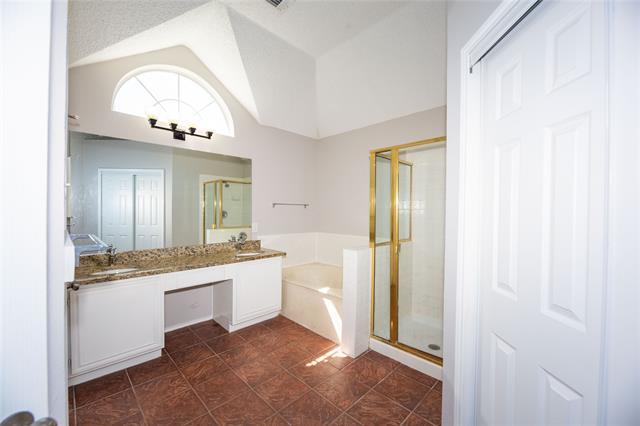 Building Photo - 6718 Scarlet Dr