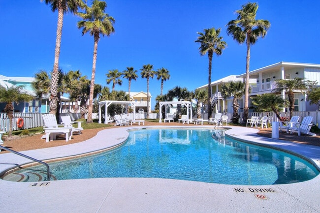 Building Photo - 140 Royal Sands Blvd