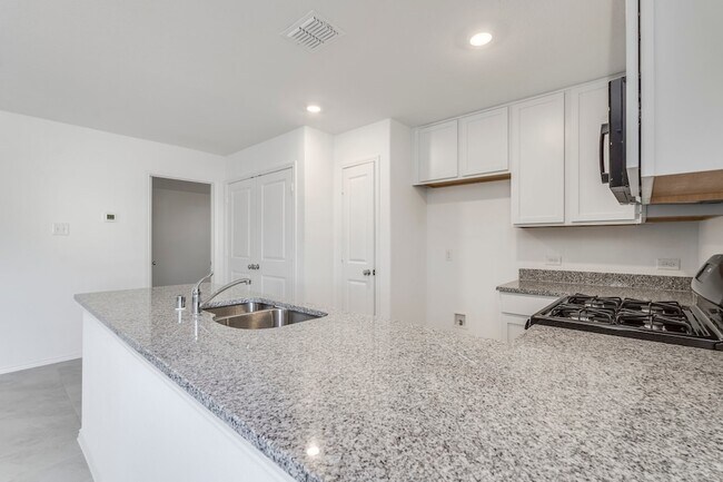 Building Photo - 8721 Whistling Duck Dr