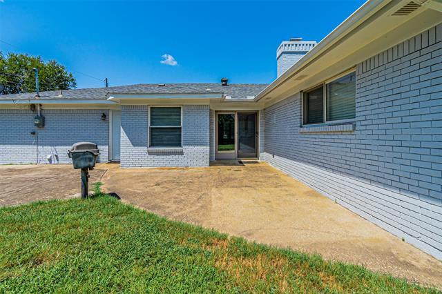 Building Photo - 1805 W Cedar Elm Dr