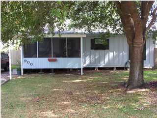 Primary Photo - 900 Texaco St