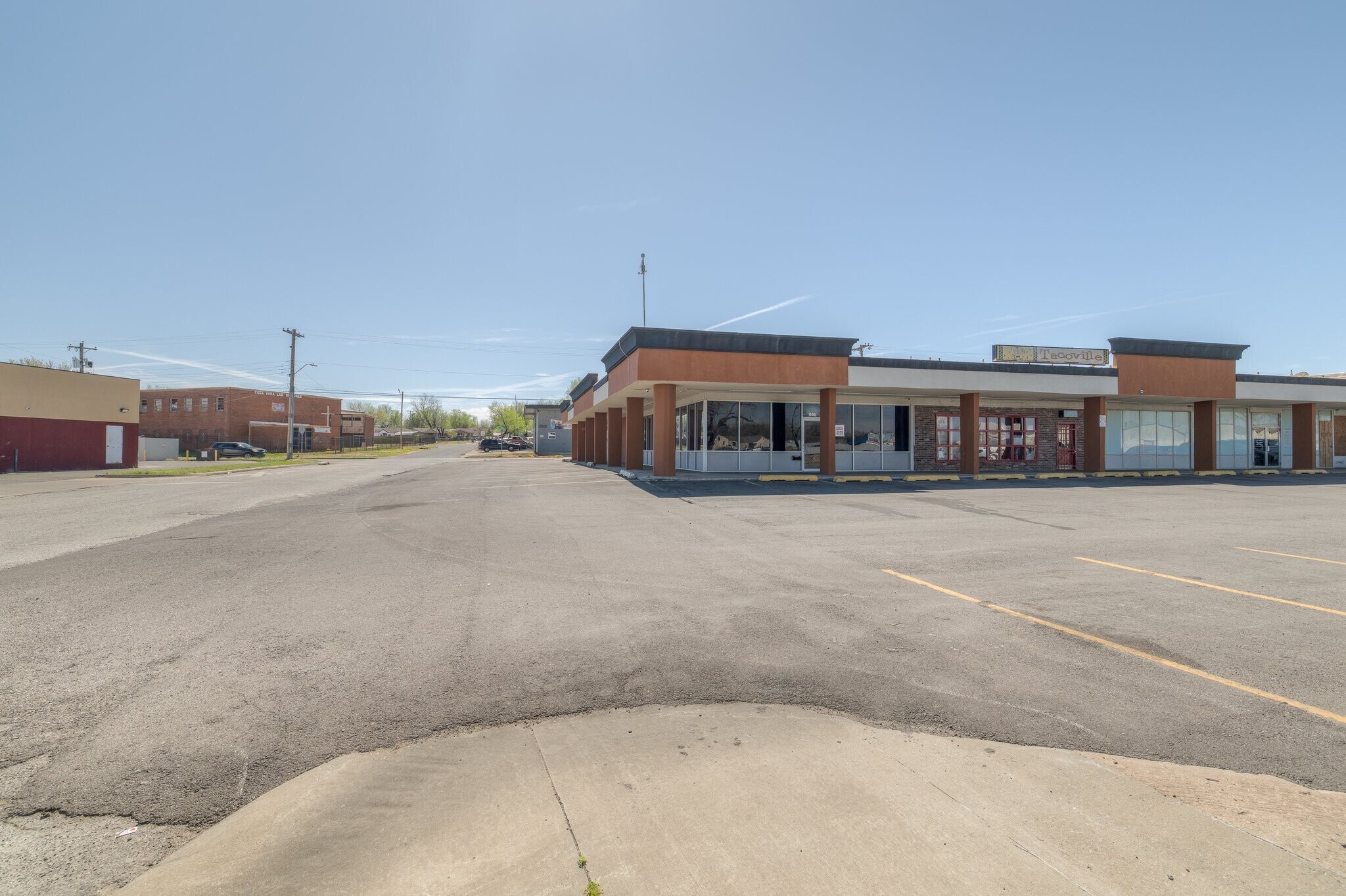 Building Photo - 3500 Newcastle Rd