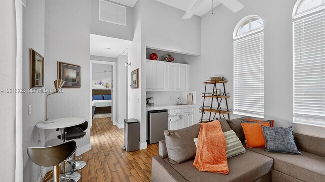 Building Photo - 5960 NW 79th Way