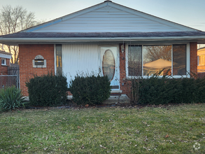 Building Photo - 6557 Colonial St