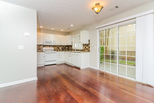 Building Photo - 568 Windcroft Cir NW