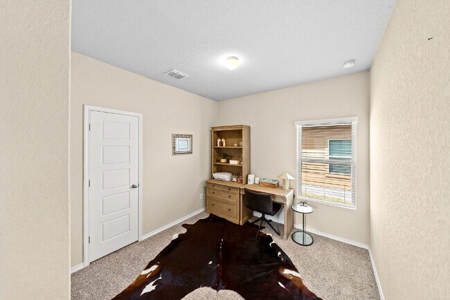 Building Photo - Custom Deck, Custom Closet, Custom Kind of Living