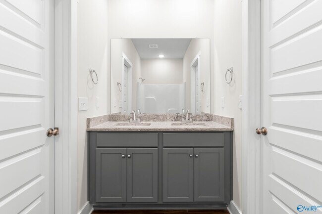 Building Photo - 145 Chesire Cv Ln