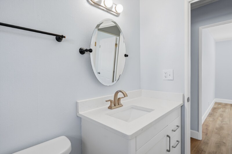 Building Photo - 917 56th Ave N