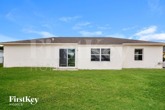 Building Photo - 2188 Mistleto Ln