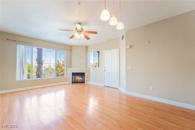 Building Photo - 7115 S Durango Dr