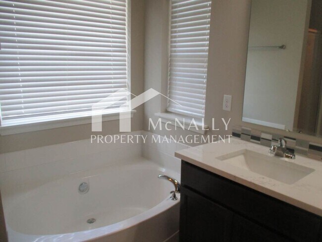 Building Photo - 3854 Portside Dr